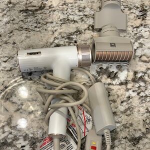 Shark Speed Style Hair Dryer with Attachments